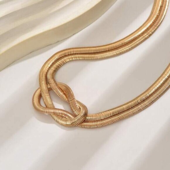 18K Gold Filled Knot Choker Necklace | 15.7" + 2.8" - Picture 4 of 4